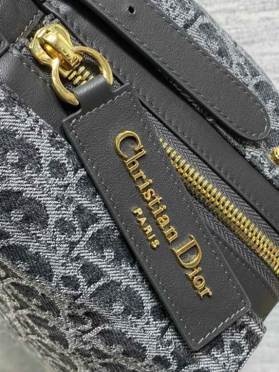 Picture of Dior Handbags _SKUfw239326863fw